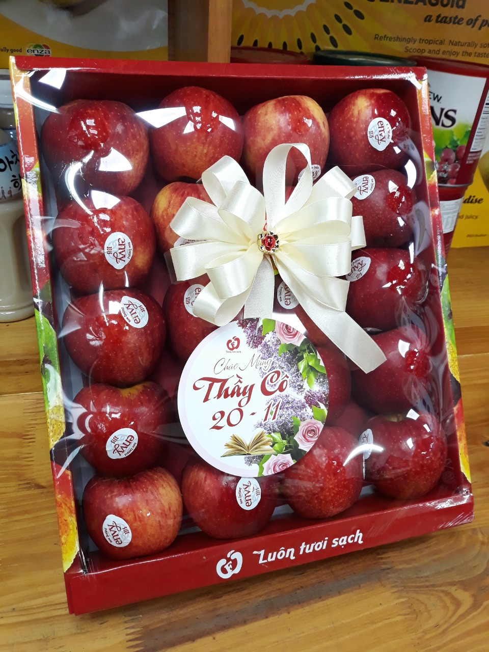 Hộp quà táo Envy NZ